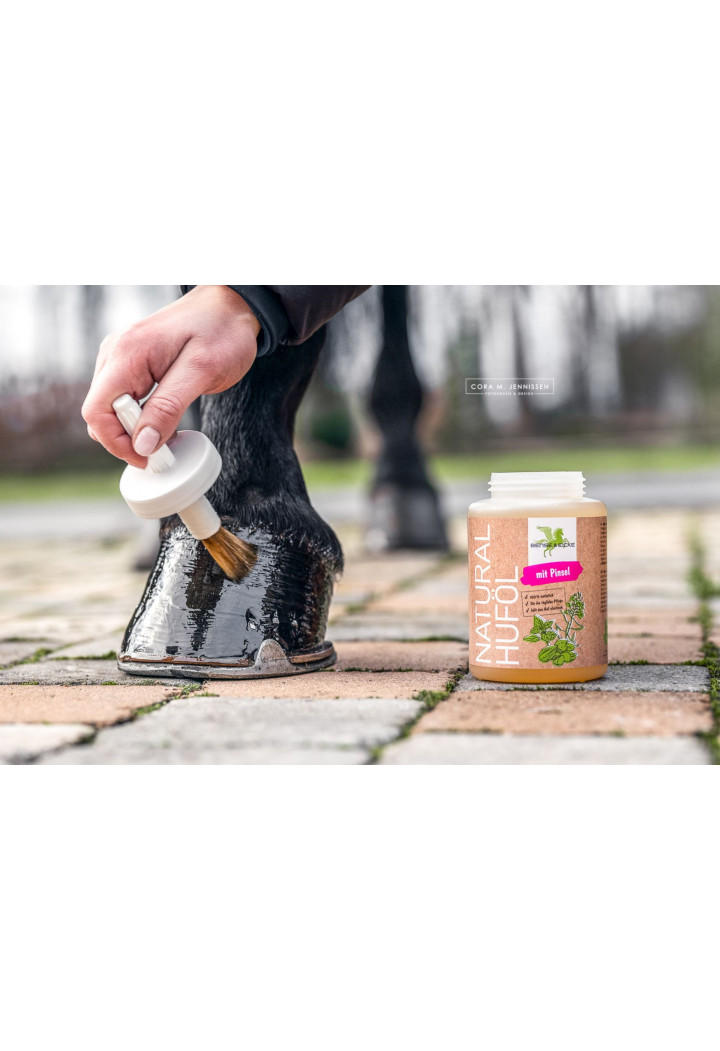 Olej do kopyt B&E NaturalHufol z pędzelkiem 450ml