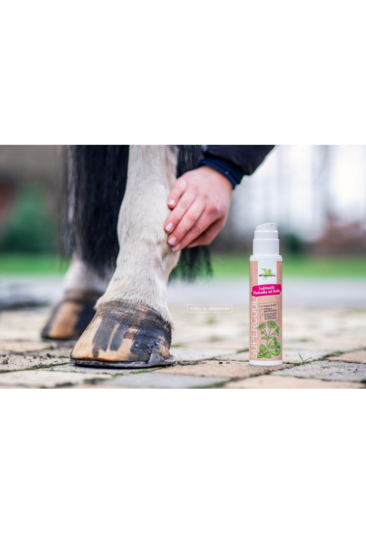 Maść chłodząca B&E SuperCool z arniką 200ml