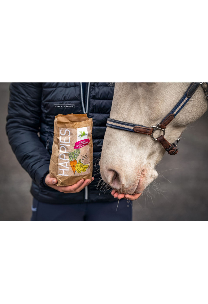 Przysmak dla koni B&E Happies banan&marchew 1kg
