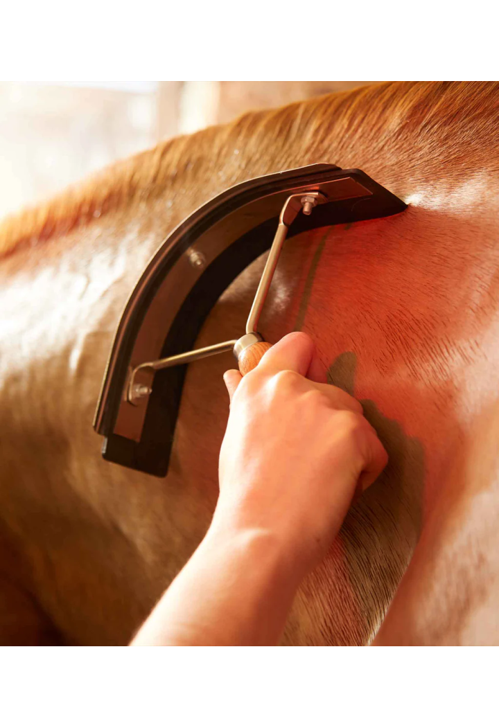 Ściągacz do wody PREMIER EQUINE Sweat Scraper wood