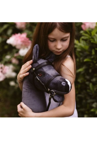 Koń na kiju ASTRUP Blaze HobbyHorse z wędz.