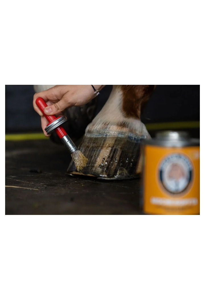 Olej DOCTORHORSE do kopyt MocneKopyta 450ml