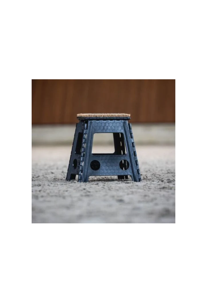 Składany stołek HKM z wycieraczką