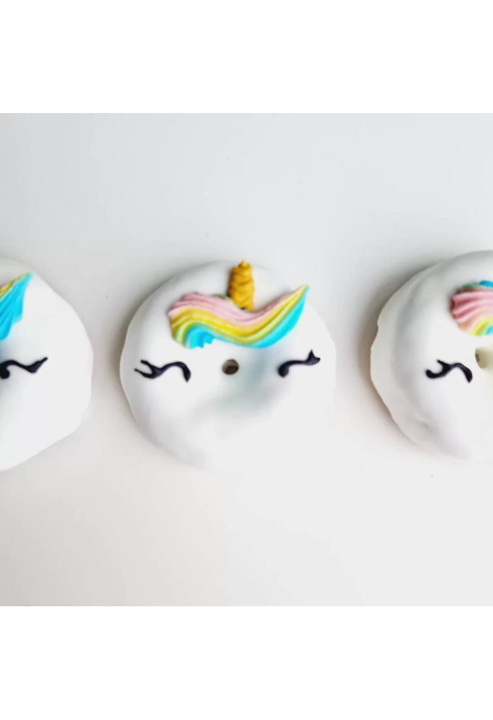 Przysmak KOŃSKA CUKIERENKA donat tęczow jednorożec