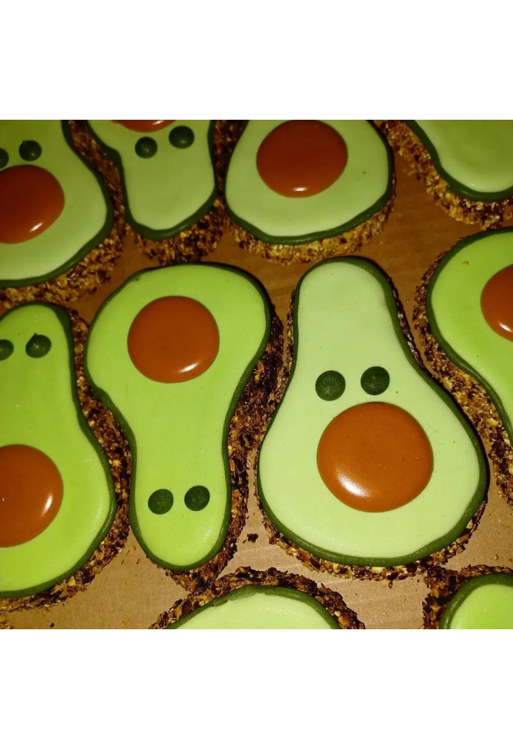 Ciastko PAKA DLA RUMAKA Awokado