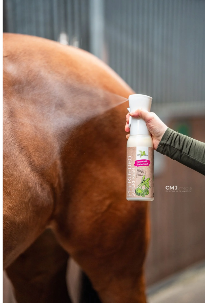Spray przeciw owadom Bense&Eicke Pferde Deo Superfresh 500ml