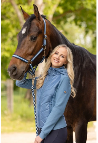 Kurtka pikowana COVALLIERO wiosna/lato 2026 damska