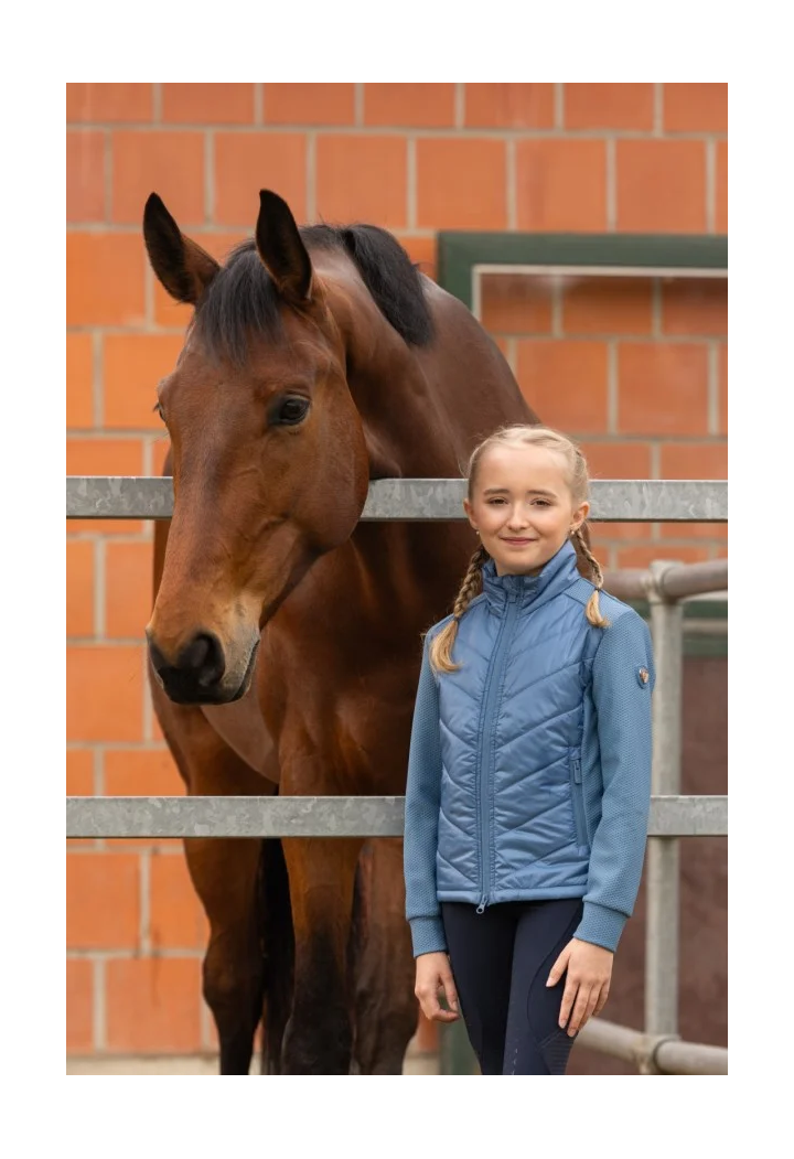 Kurtka pikowana COVALLIERO wiosna/lato 2026 młodzieżowa