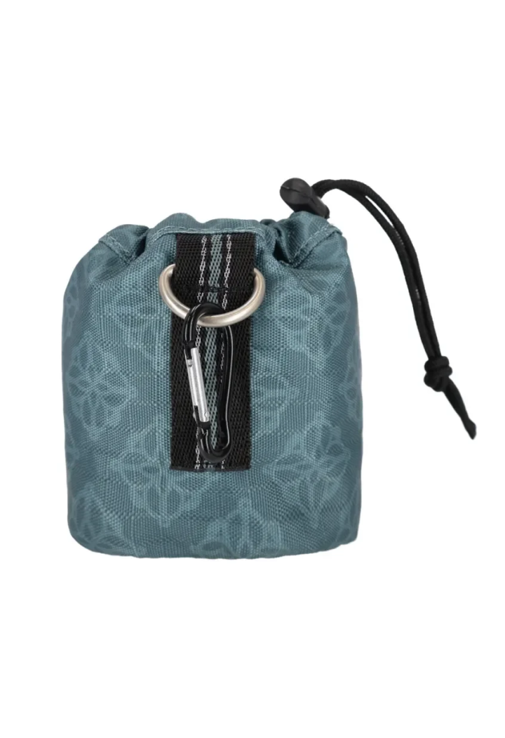 Saszetka na smaczki QHP Collection wiosna/lato 2026