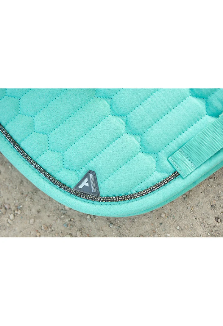 Czaprak ujeżdżeniowy ANKY Suede wiosna/lato 2026