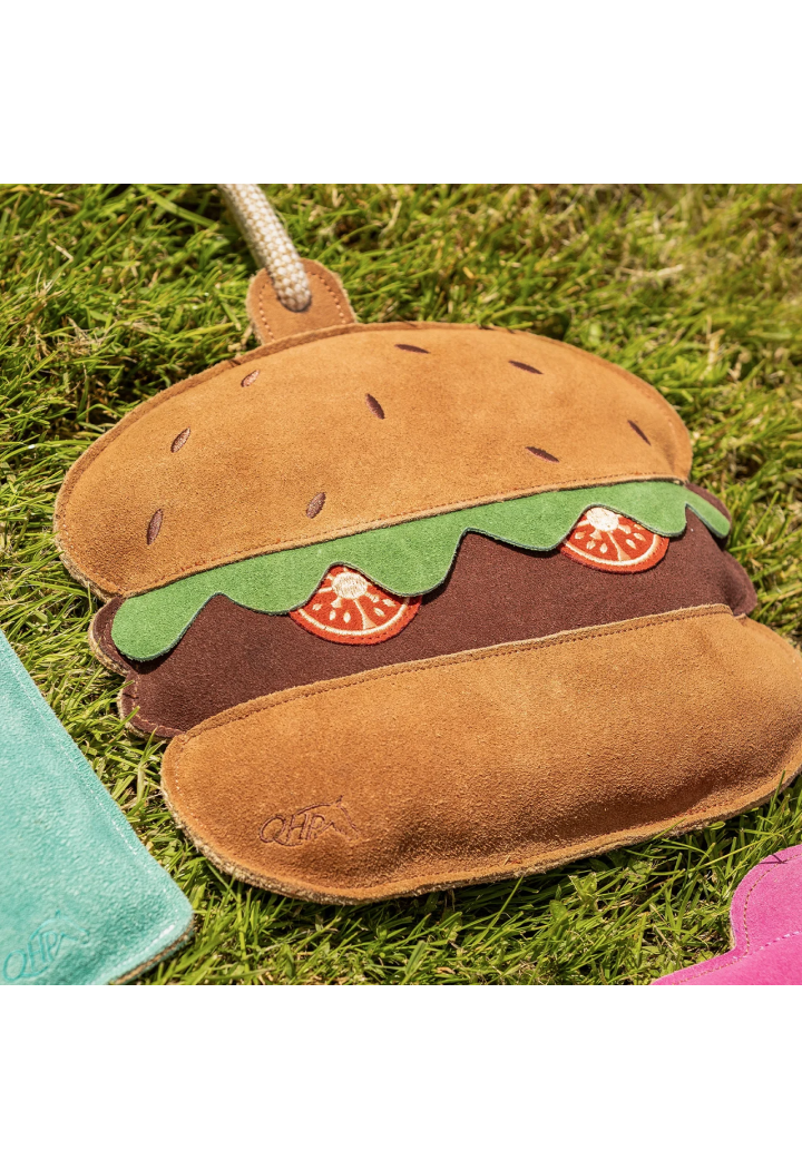 Zabawka dla konia QHP Hamburger
