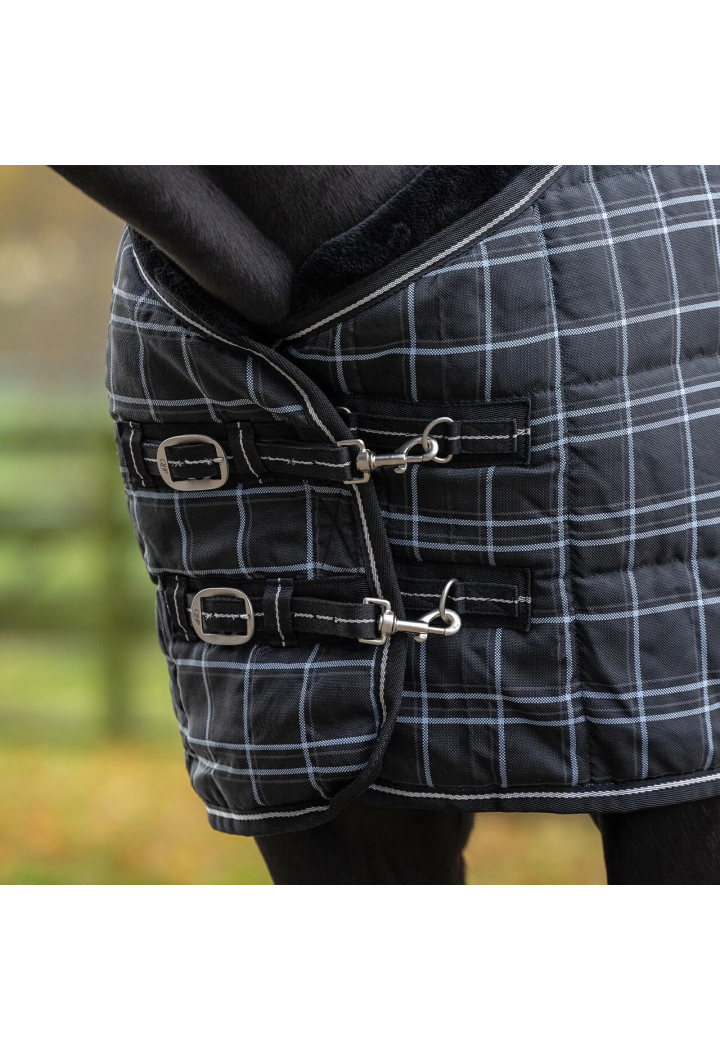 Derka stajenna QHP Luxury 250g